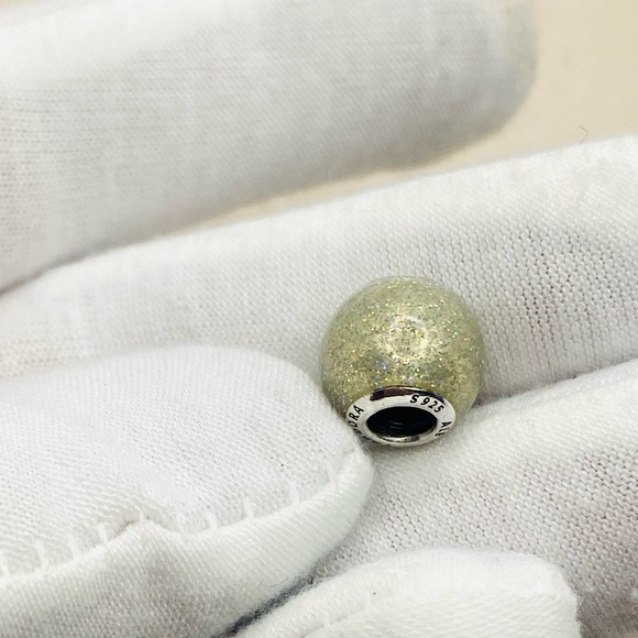 EUC Pandora 796327EN144 Sterling Silver Silvery Enamel Glitter Ball Charm - Picture 4 of 7
